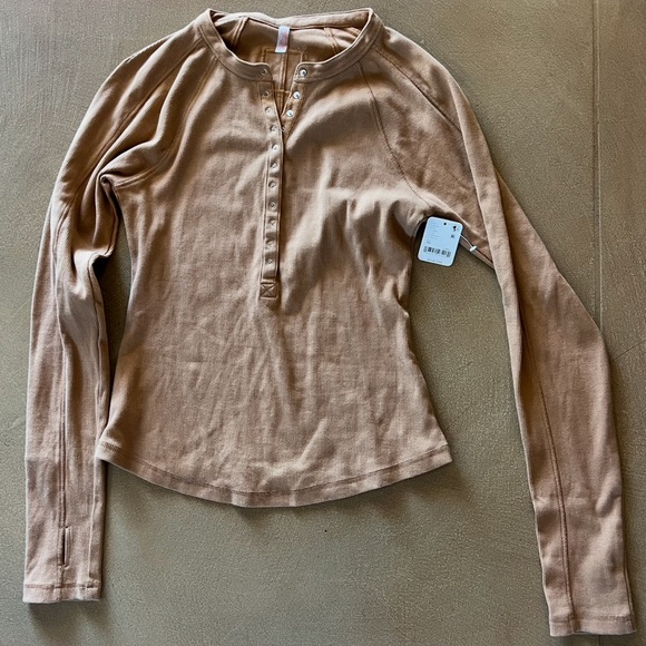 Free People Movement Kick Off Layer Henley - Picture 5 of 9